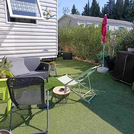 캠프장 Au Bonheur Mobil-home 4-6 Personnes *